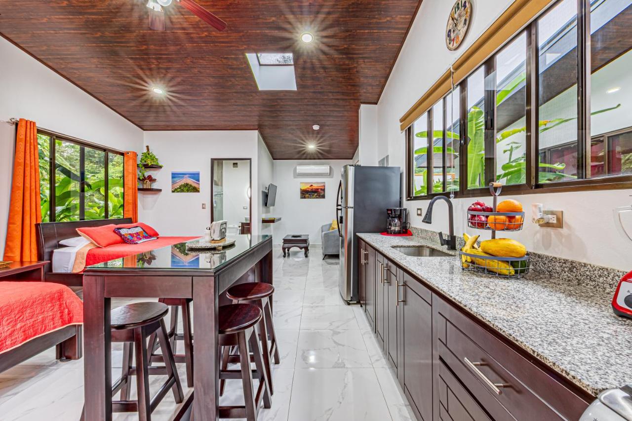 Shalom Chamo Villas อูวีตา ภายนอก รูปภาพ