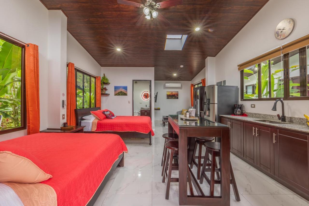 Shalom Chamo Villas อูวีตา ภายนอก รูปภาพ
