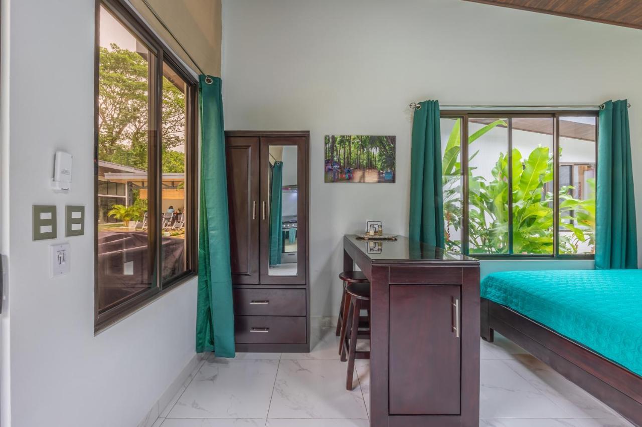 Shalom Chamo Villas อูวีตา ภายนอก รูปภาพ