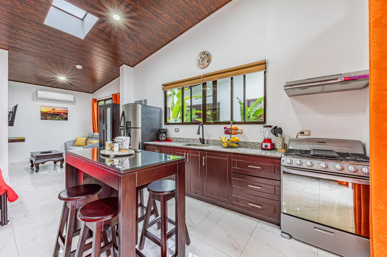 Shalom Chamo Villas อูวีตา ภายนอก รูปภาพ