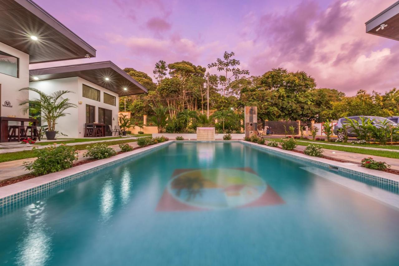 Shalom Chamo Villas อูวีตา ภายนอก รูปภาพ