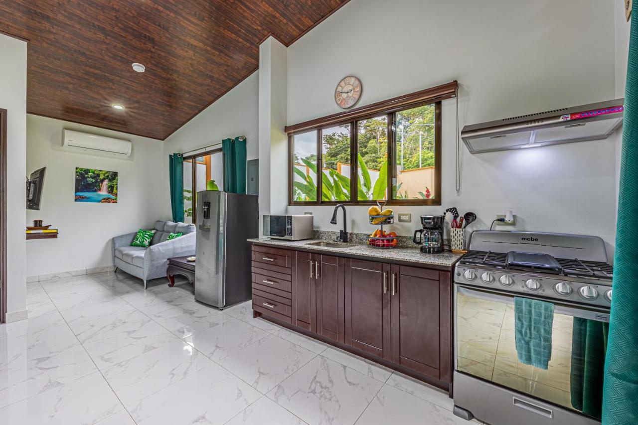 Shalom Chamo Villas อูวีตา ภายนอก รูปภาพ