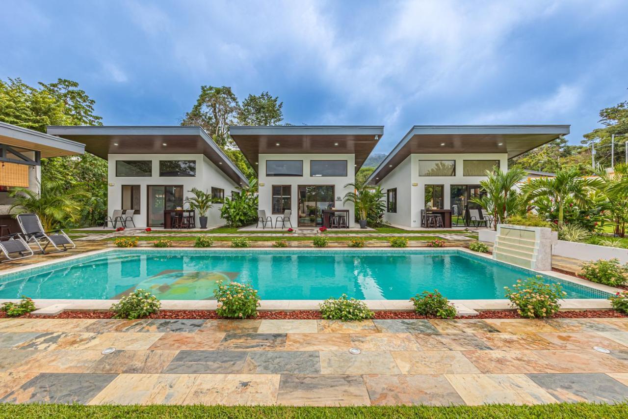 Shalom Chamo Villas อูวีตา ภายนอก รูปภาพ