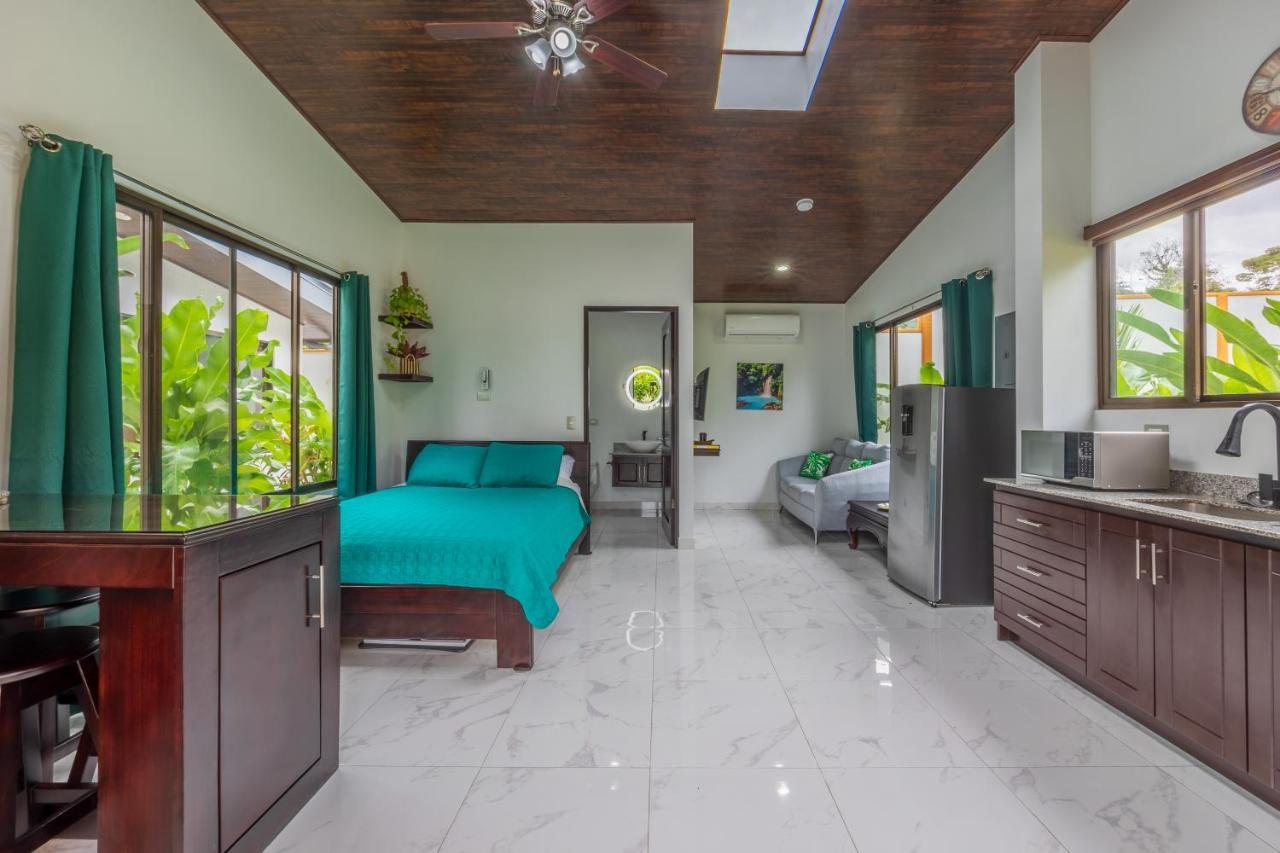 Shalom Chamo Villas อูวีตา ภายนอก รูปภาพ