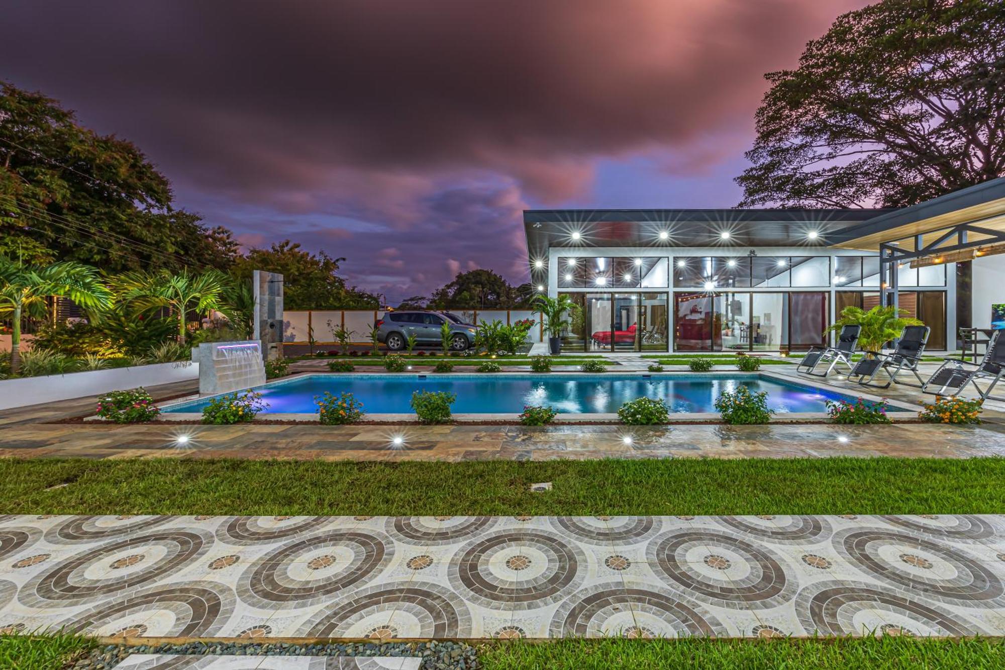 Shalom Chamo Villas อูวีตา ภายนอก รูปภาพ