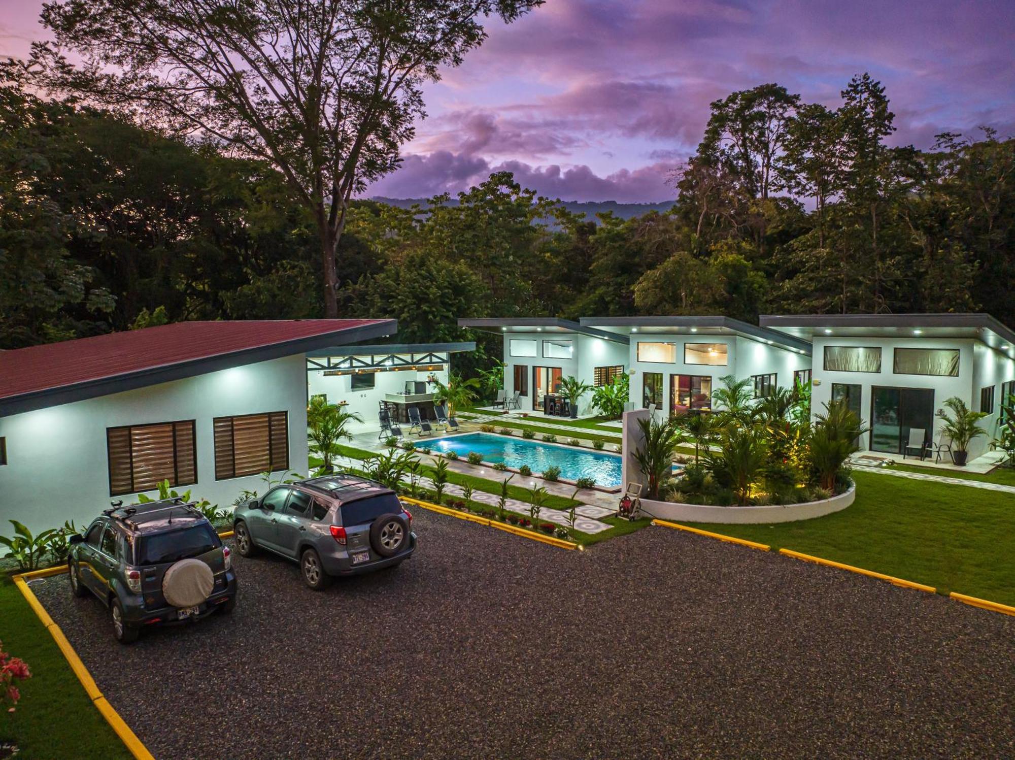 Shalom Chamo Villas อูวีตา ภายนอก รูปภาพ