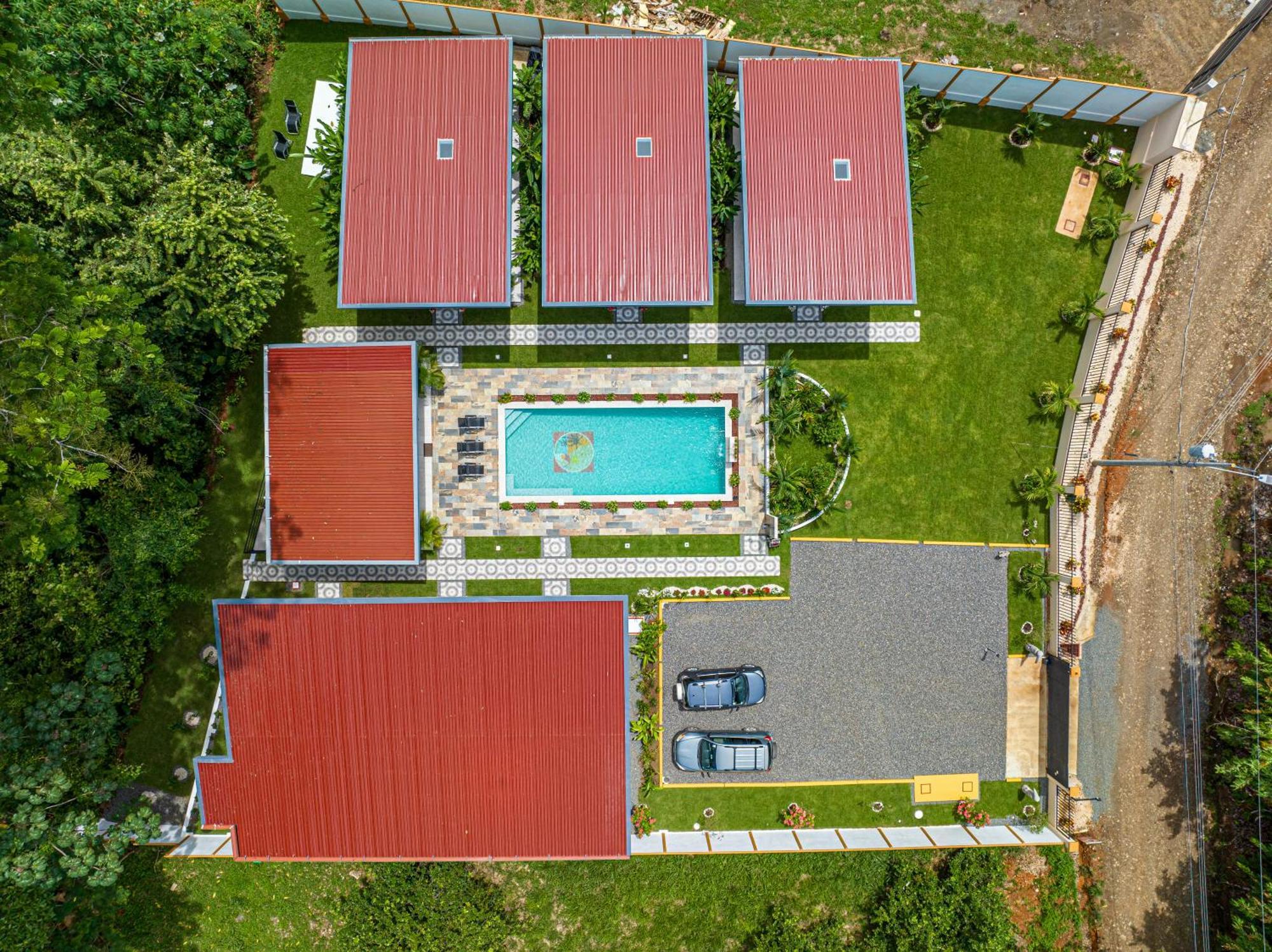 Shalom Chamo Villas อูวีตา ภายนอก รูปภาพ